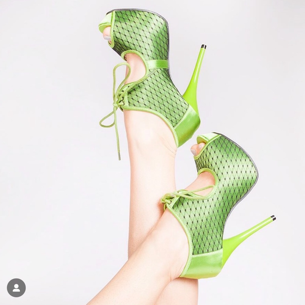 De Blossom Collection Lime & Black Lace-Up Peep Toe Heels Mandy 6
